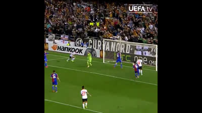 10-4-14 Paco Alcácer vs Basilea