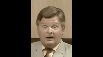 Lo sguardo stupito - Benny Hill