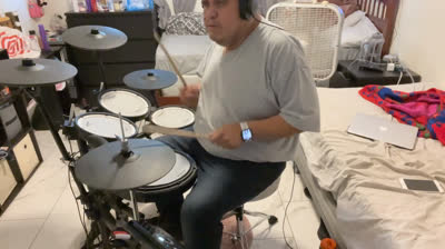 Pocho temerosso....toco temita piola...GRUPERA MGM ..