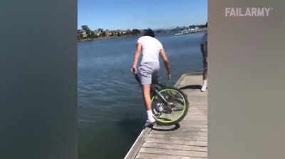 Du wirst nicht aufhören können zu lachen mit dieser Auswahl an kurzen lustigen Videos