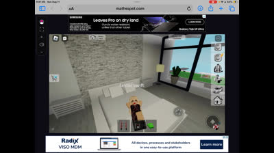 Life as Taylor swift with a daughter in Roblox brookhaven