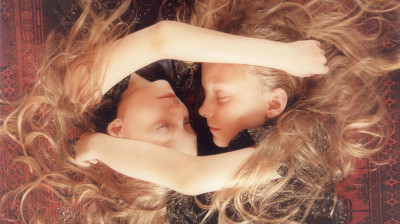 BORDERS - KALANDRA - ERIN  MOMMSEN  WOLFF -  ERIN  MOMMSEN  WOLFF.