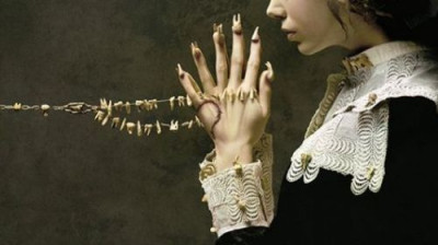 ROANOKE - AMERICAN  HORROR   STORY - Erin  Mommsen  Wolff - Season  6.