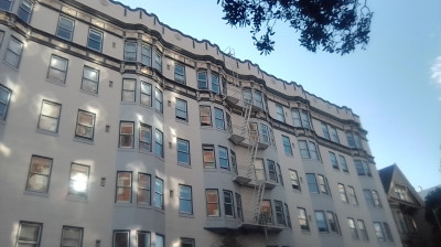 THE WORLD RICHEST CITY FULL PROBLEMS SAN FRANSISCO IS A BIG GIANT MASS.